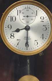 Poole Mfg. Co. Ithaca NY Electric Table Clock