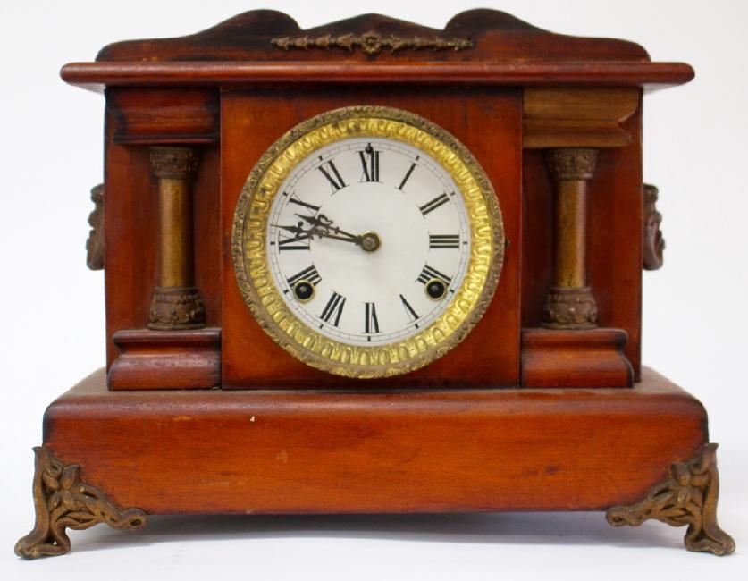 Early 20th century American Walnut case mantel clock