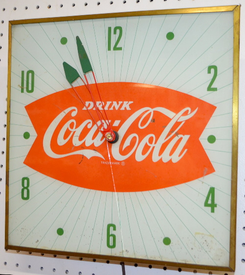 Vintage Coca Cola Fish Tail Advertising Lighted Clock