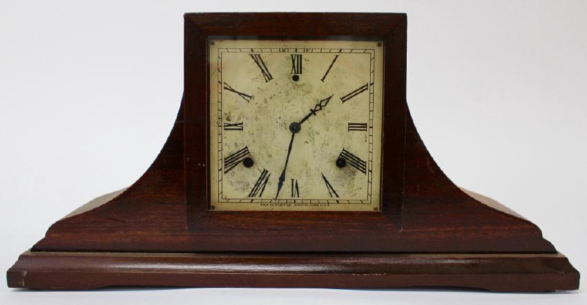 Early 20th century stained Mahogany case mantel clock by William Gilbert Clock Co