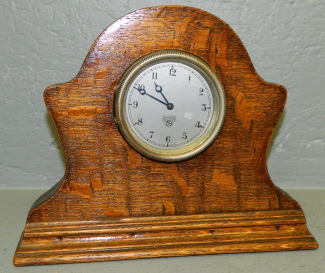 Oak 8 day Smith’s of England shelf clock