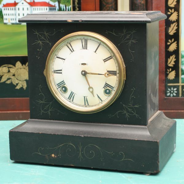 Late 1800 Aesthetic Victorian mantle clock