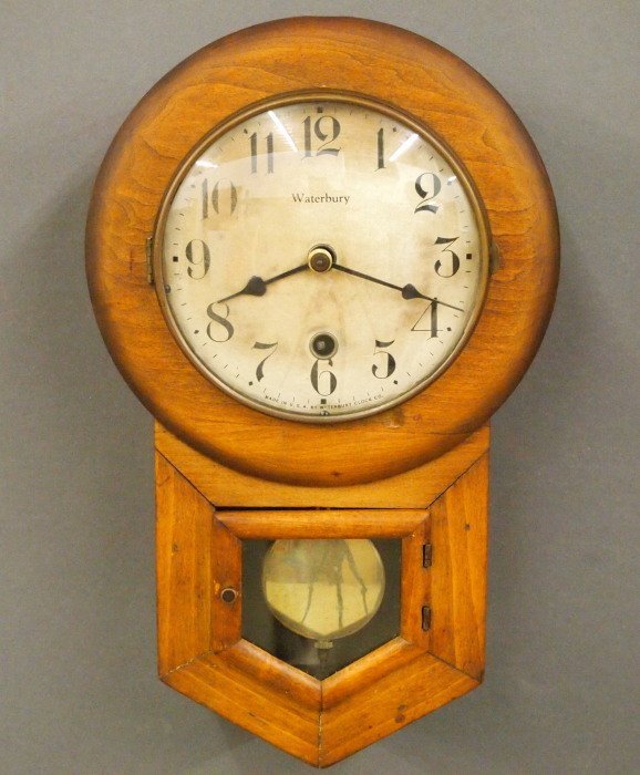 Waterbury mini Schoolhouse clock