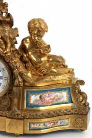 Raingo Paris Porcelain & Bronze Mantle Clock