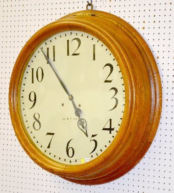 Seth Thomas 24″ 30 Day Oak Gallery Clock