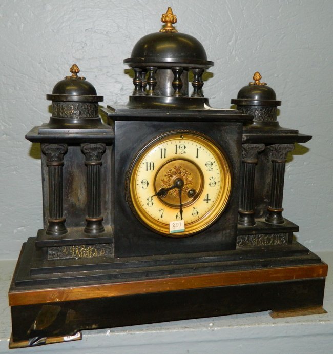 Marble & brass 8 day mantle clock w/band.