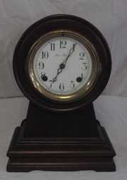 New Haven Mahogany Mantle Clock