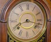 New Haven Oak Parlor Clock