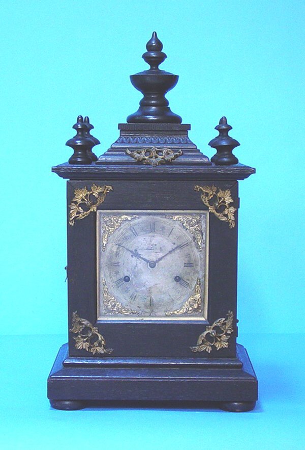 Wilcox Patent Chiming Bracket Clock