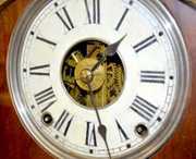 Seth Thomas City Series “Victoria” Shelf Clock