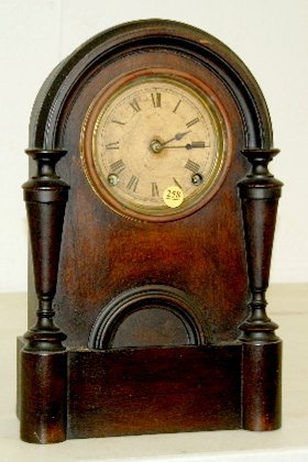 Round Top Mantel Clock, Time & Gong Strike