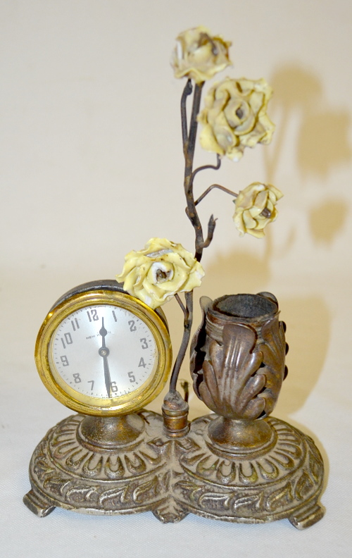 Antique New Haven Novelty Clock Lamp with China Roses