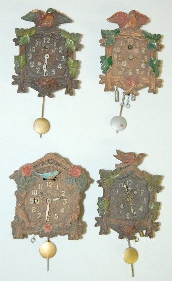 4 Pendulette Clocks, 3 Keebler & 1 Lux