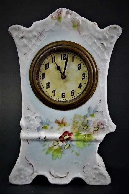 ANTIQUE NEW HAVEN PORCELAIN CASE ALARM CLOCK