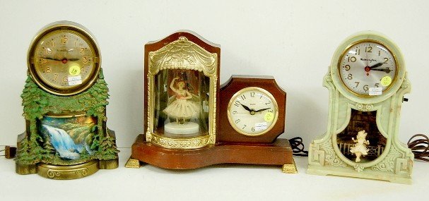 3 Mastercrafters & United Animated Clocks