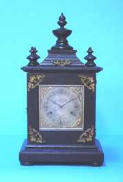 Wilcox Patent Chiming Bracket Clock