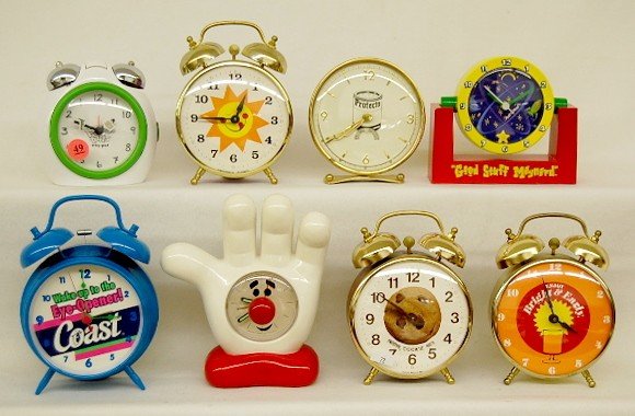 8 Advertising Clocks Kellogg, Nestle & Others