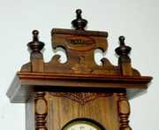Berliner German Free Swinger Wall Clock