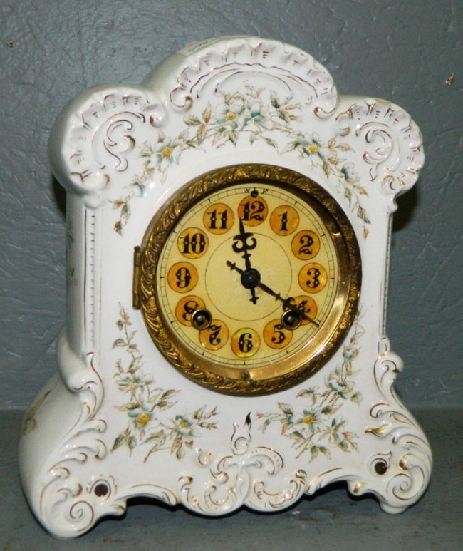Amer. Porc. h.p. clock, marked Ven., w/paper dial