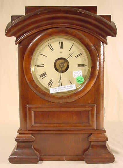 Seth Thomas Arch Top Clock in Walnut/Mahogany