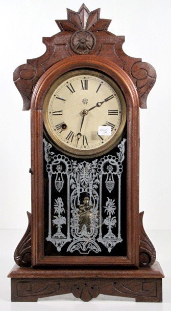 Walnut Waterbury Parlor Clock