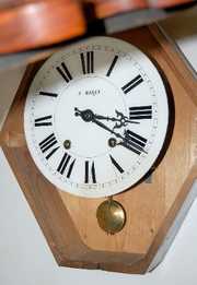 French M.O.P. Inlaid Picture Frame Clock