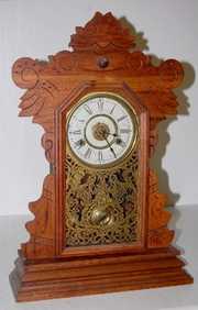 New Haven Walnut Parlor Clock