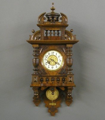 Gustav Becker Free swinger wall clock