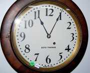 Seth Thomas Round Gallery Clock