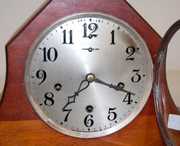 New Haven Westminster Chimes Mantle Clock