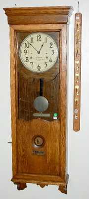 I.T.R. London Time Clock w/Keys