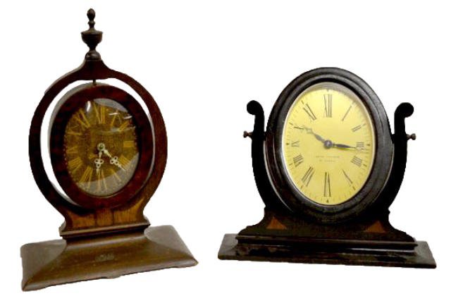 2 Wooden Easel Dresser Clocks, Seth Thomas +