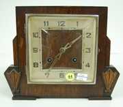 8 Day Wooden Deco Mantle Clock