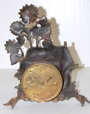 Iron Front Figural Dog House & Sunflowers Clock