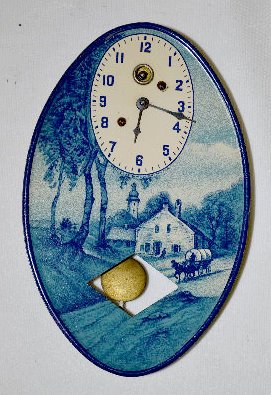 Lux “Country Scene” Pendulette Clock