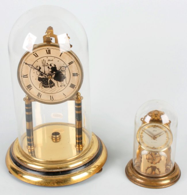 A group of 20th century clocks
