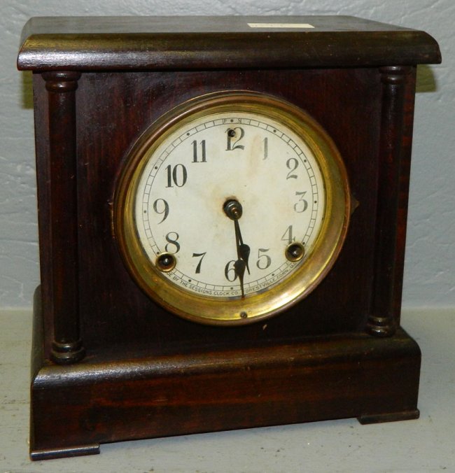 Sessions 8 day poplar mantle clock  w/columns.