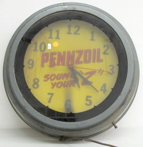 Electric Penzoil Advertising Clock
