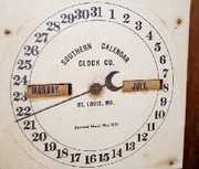 Southern Fashion Calendar Clock