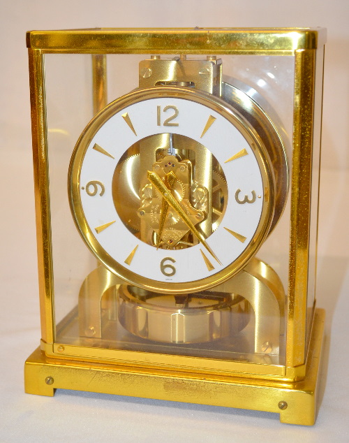 LeCoultre Atmos 15 Jewel Brass & Glass Shelf Clock