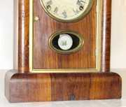Gilbert Winsted Gothic Extra Mantle Clock
