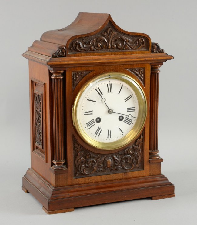 Early 20th century walnut mantel clock, twin train