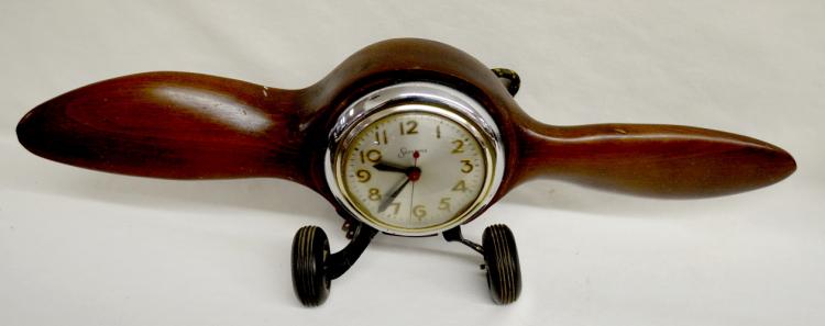 Vintage Sessions Electric Airplane Propeller Desk Clock