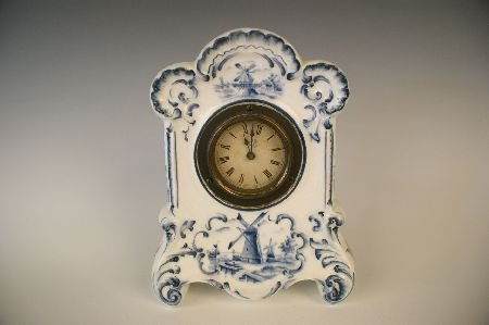 NEW HAVEN DELFT STYLE CHINA CASE CLOCK