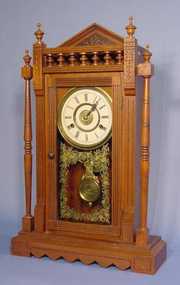 New Haven Vistula Black Walnut Parlor Clock
