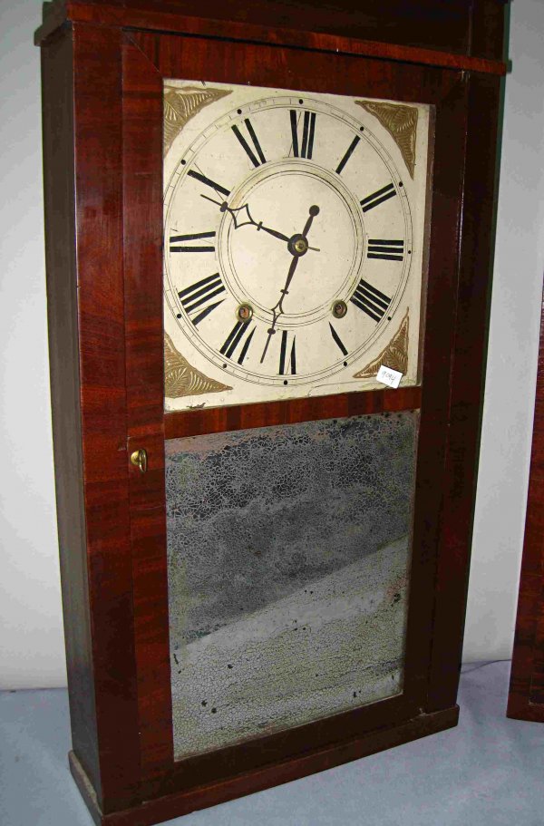 Shelf clock by Eli Terry, Jr