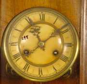 Kienzie German Wall Clock