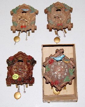 4 Keebler Pendulette Cuckoo Clocks