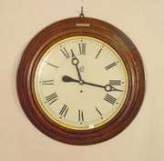 Waterbury 26″ Oak Gallery Clock