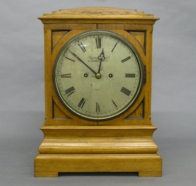 Barraud & Lunds Bracket clock